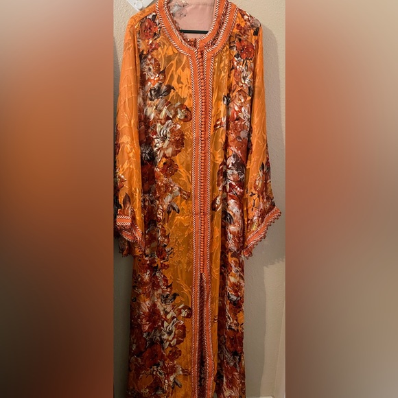 Moroccan Caftan - Picture 2 of 8